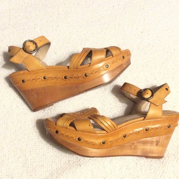 frye platform sandals